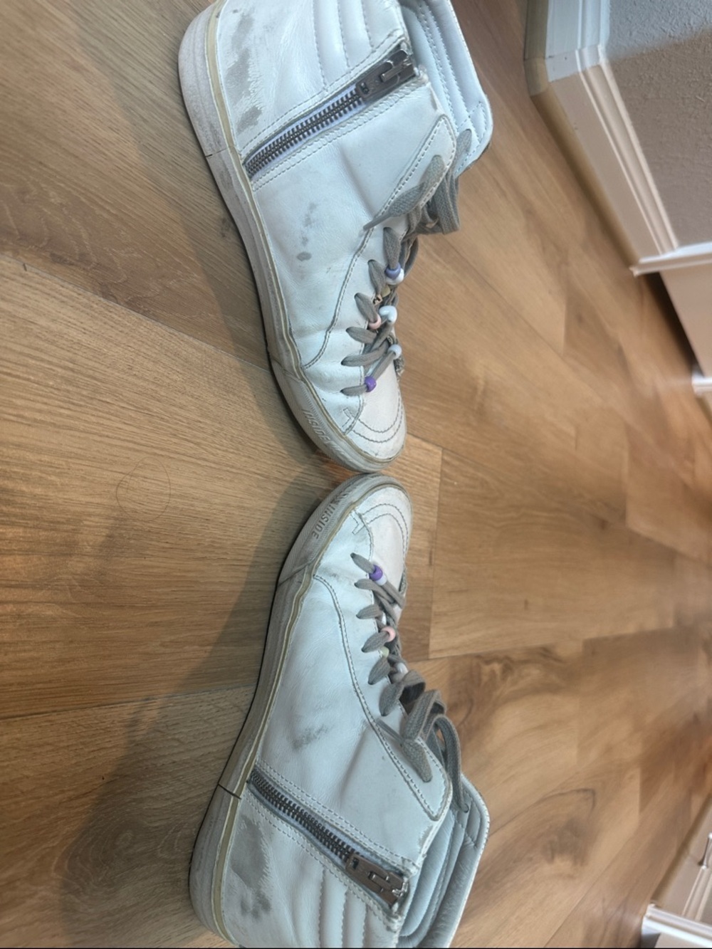 Golden Goose White Leather High-Top Sneakers with Pink Accent - Picture 7 of 7